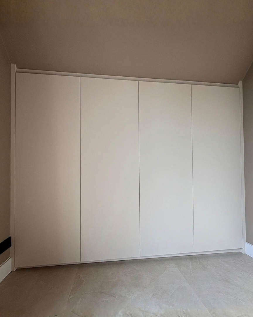 Greeploze kledingkast op maat